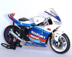 Suzuki 1000 GSV-R