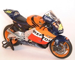 2003 - RC 211 V - Valentino Rossi