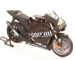 2004 - YZR-M1 - Valentino Rossi