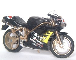 1995 - 748 Racing