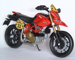 2008 - Hypermotard 1100 S - Dark Dog Tour