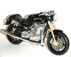 2011 - Commando 961 S.E