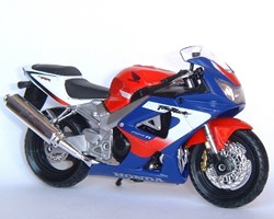 2000 - CBR 900 RR Fireblade