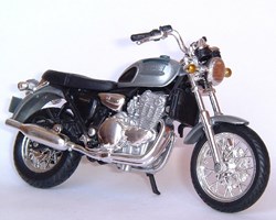 1998 - Thunderbird 900