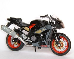 2004 - Tuono 1000 R