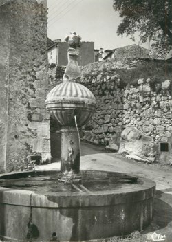 M12 "La fontaine"