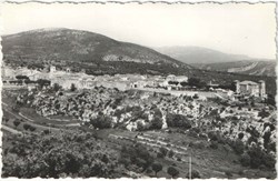 M21 "Mons, Vue générale et le Château"