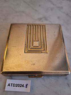 ATD2024.8 Poudrier carré doré Max Factor