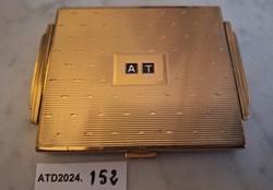 ATD2024.152 Poudrier à initiales transformables doré aux accents circonflexes