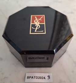 BPATD2024.9 Boite à poudre de soie Yves Saint-Laurent