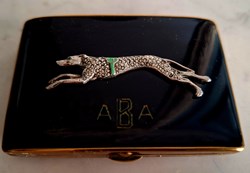 ATD2024.110 Poudrier au chien ABA WL
