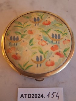 ATD2024.154 Poudrier Bal des fleurs Gueldy