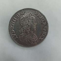 Louis XIV 1/4 écu mèche longue 1647A