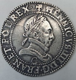 Henri III 1/2 franc col plat 1587C