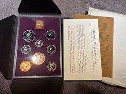 (8 coins + plaque) Great Britain: 1970 proof set; last of the predecimal coinage