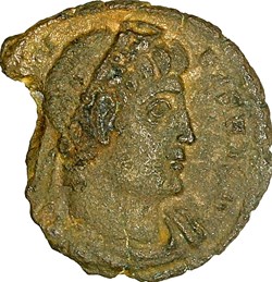 Centenionalis de Constantin Ier, Gloria Exercitus 1 enseigne, 336-337, Aquilée