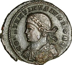 Centenionalis de Constantin II césar, Porte de camp, 327-328, Trèves