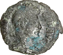 Nummus de Valens, Victoria, 367-375, Aquilée