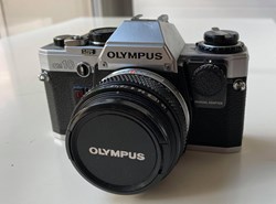 OLYMPUS - OM10