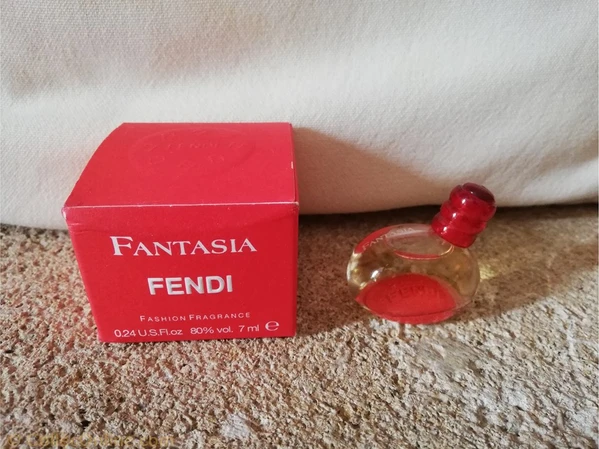 Fendi fantasia perfume hotsell