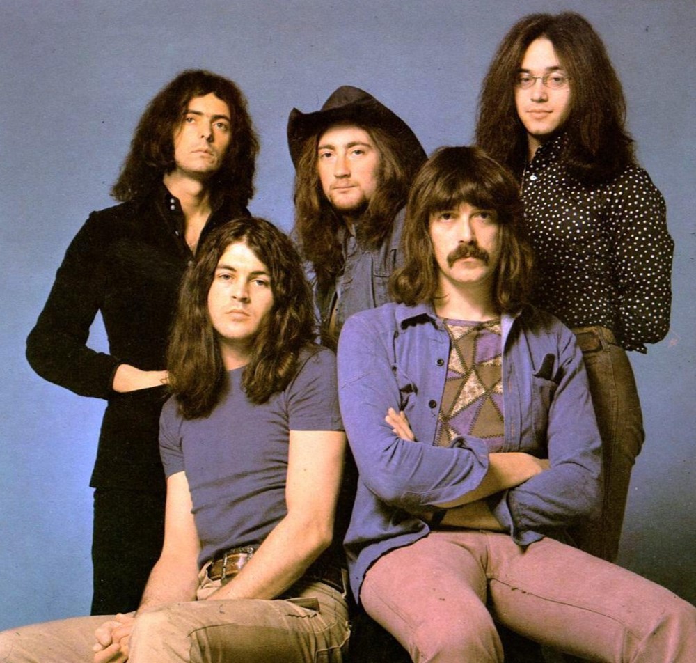 un groupe de hard rock un groupe de hard rock