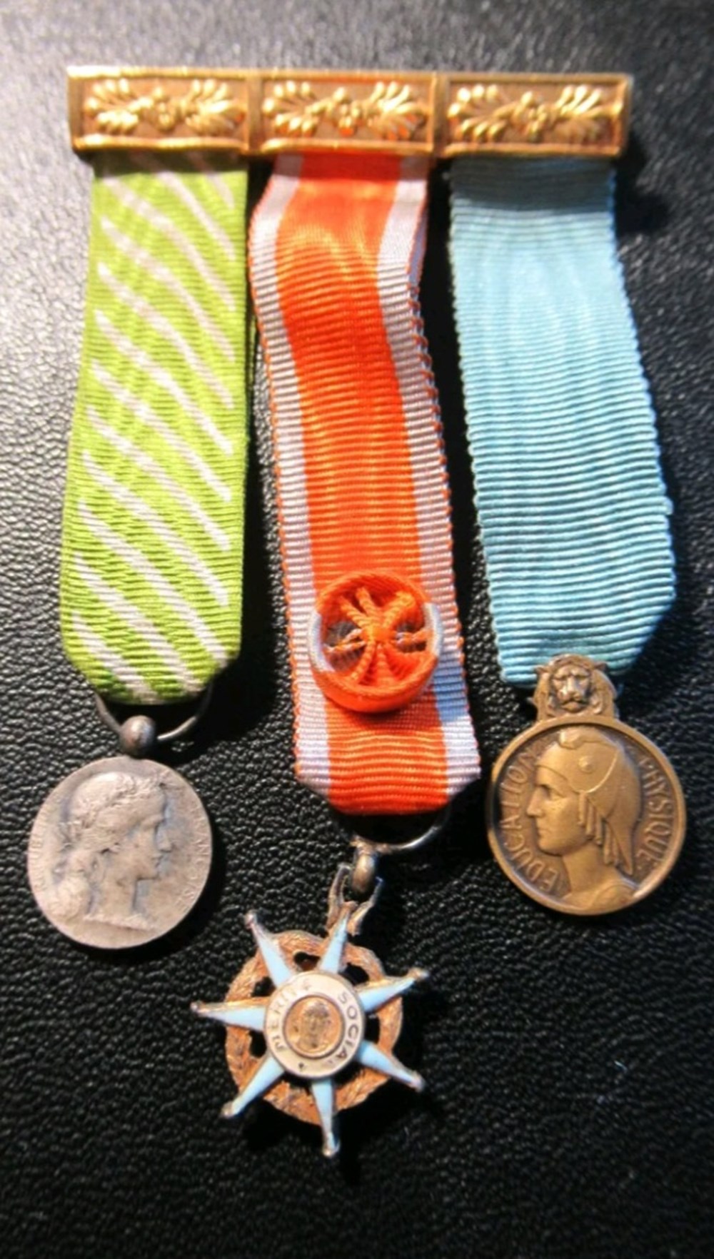 france portee de medailles miniatures 21