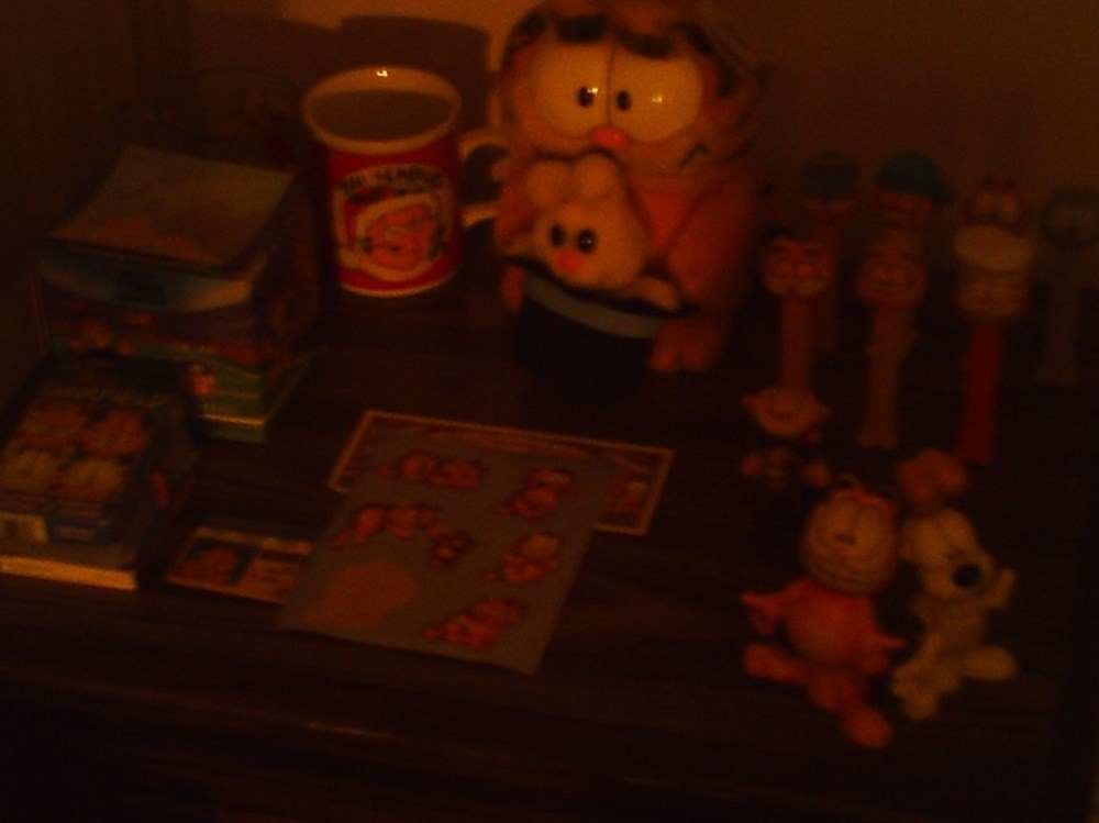 Want a Free Sample of My Garfield Collection? want a free sample of my garfield collection