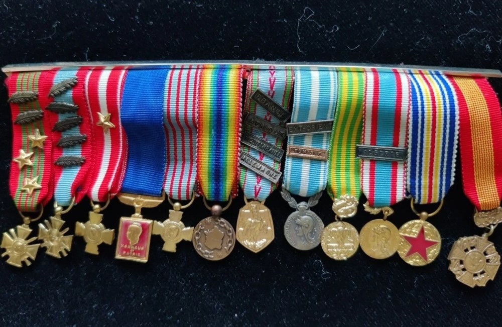 france portee de medailles miniatures 45
