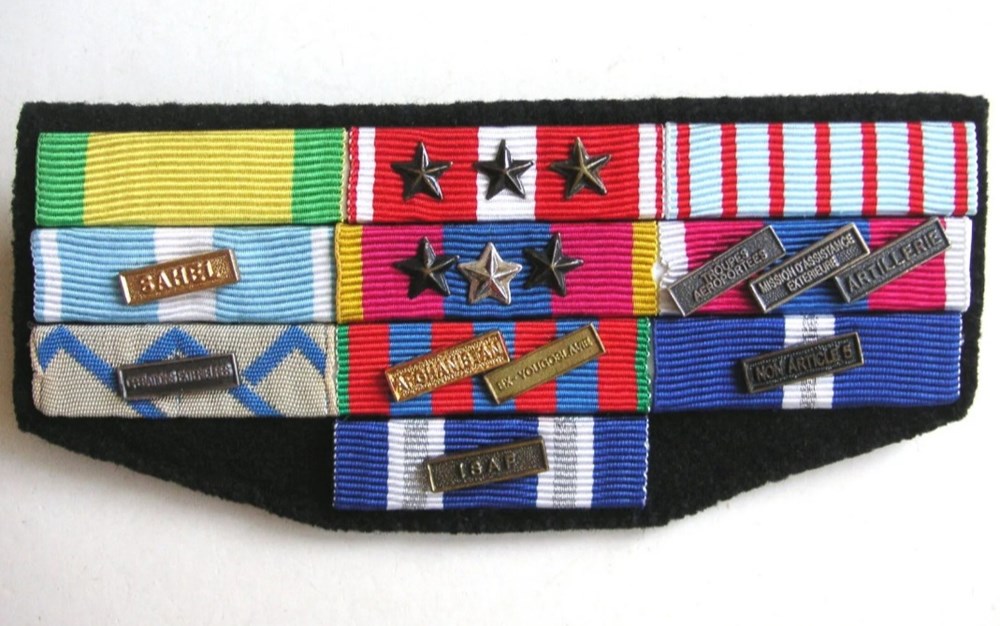 france rappel de decorations un militaire francais 34