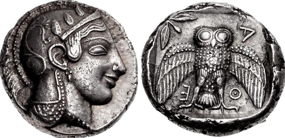 Athene et sa chouette symbole de la monnaie par excellence, les monnaies d'athène à l'ancien style furent émises au Ve siècle avant notre ère. la série se compose de 19 monnaies réparties comme...
