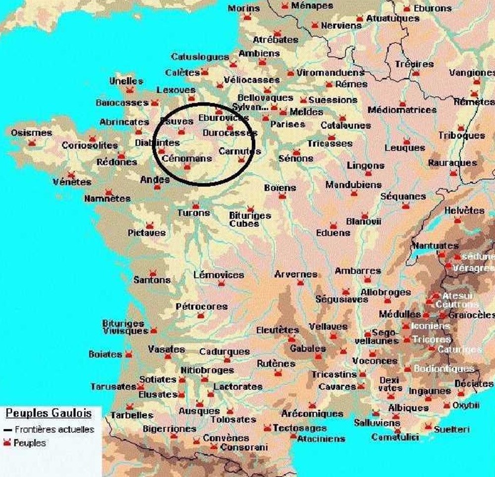 BASSE - SEINE Du sud des territoires EBUROVICES aux confins CENOMANS proviennent en nombre non négligeable des bronze tardifs qui ne sont pas encore attribués à un ou plusieurs peuples 
