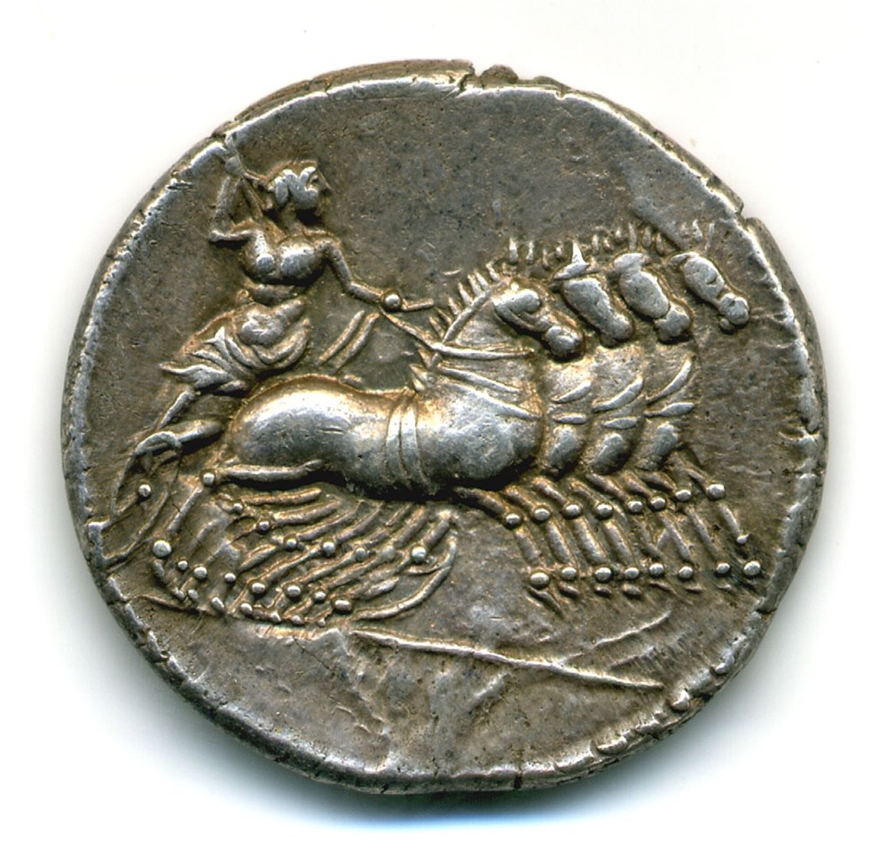  Collection de monnaies romaines, principalement des deniers de la R&eacute;publique, mais aussi quelques&nbsp;deniers&nbsp;des Antonins, Flaviens, Julio-Claudiens et S&eacute;v&egrave;res. 
