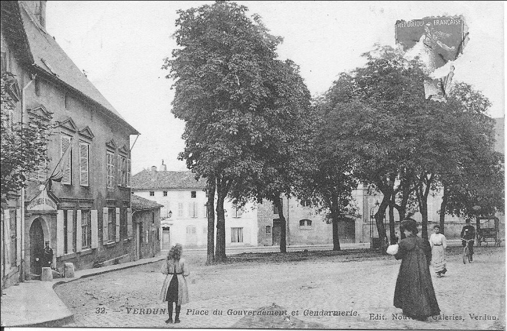  Cartes Postales anciennes, semi-modernes et modernes de Lorraine. 