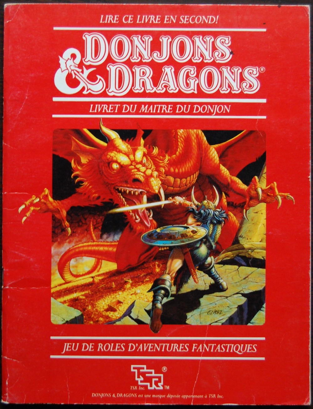  Premier du genre, Donjons et Dragons est le jeu de r&ocirc;le le plus pratiqu&eacute; dans le monde, dans un univers M&eacute;di&eacute;val Fantastique ; En 1974 , le premier Dungeons...