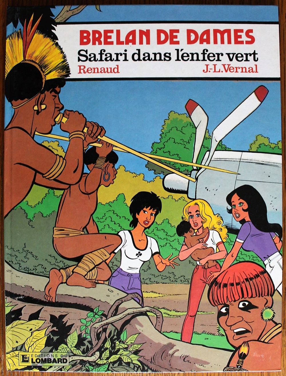 BD - Brelan de dames Brelan de dames est une série de Bande dessinée parue aux éditions Le Lombard. Inspirée des "drôles de dames", la série s'en démarque très rapidement puisque, dès le deuxième...