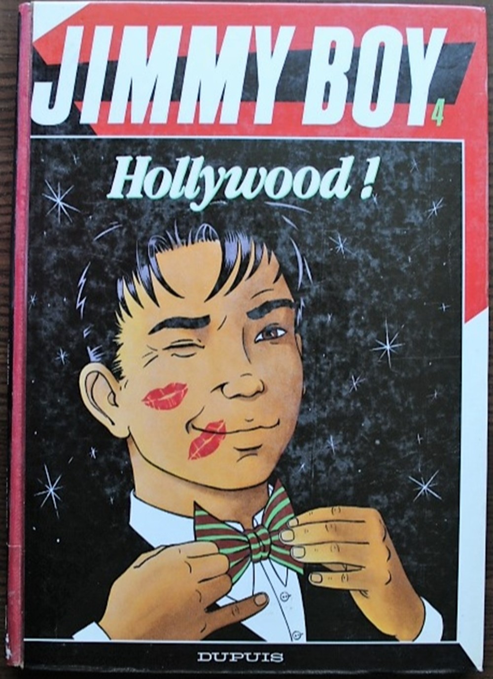 BD - Jimmy Boy Jimmy Boy est une série de Bande Dessinée créée par l'auteur Dominique David, publiée de 1984 à 1995 dans Spirou et éditée en album de 1990 à 1995 par...