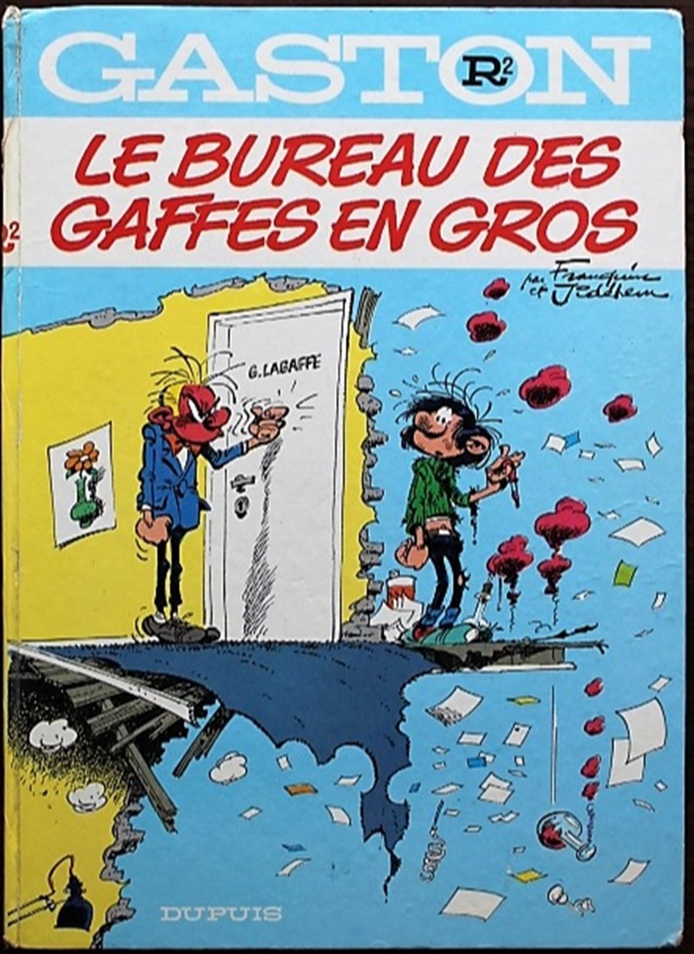  Gaston est une s&eacute;rie de Bande Dessin&eacute;e humoristique cr&eacute;&eacute;e en f&eacute;vrier 1957 par Andr&eacute; Franquin. La s&eacute;rie met en sc&egrave;ne un employ&eacute; de bureau nomm&eacute; Gaston Lagaffe travaillant au...