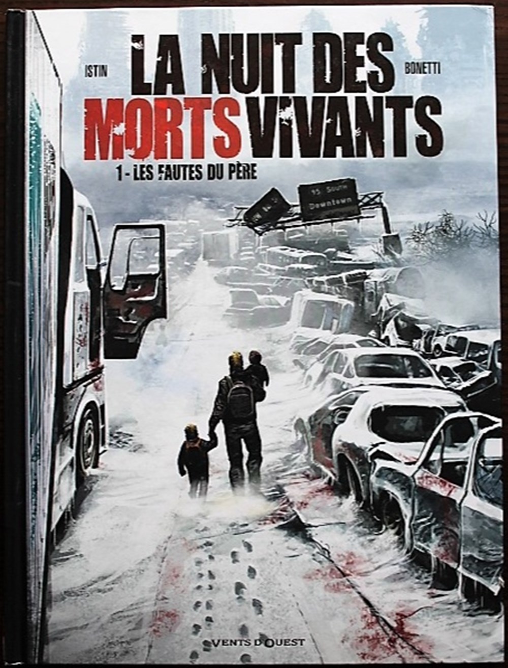  La nuit des morts-vivants est l'adaptation en 3 volumes, en Bande Dessin&eacute;e, du film d'horreur culte du m&ecirc;me nom. Cette adaptation a &eacute;t&eacute; cr&eacute;&eacute;e en 2014 par le sc&eacute;nariste...