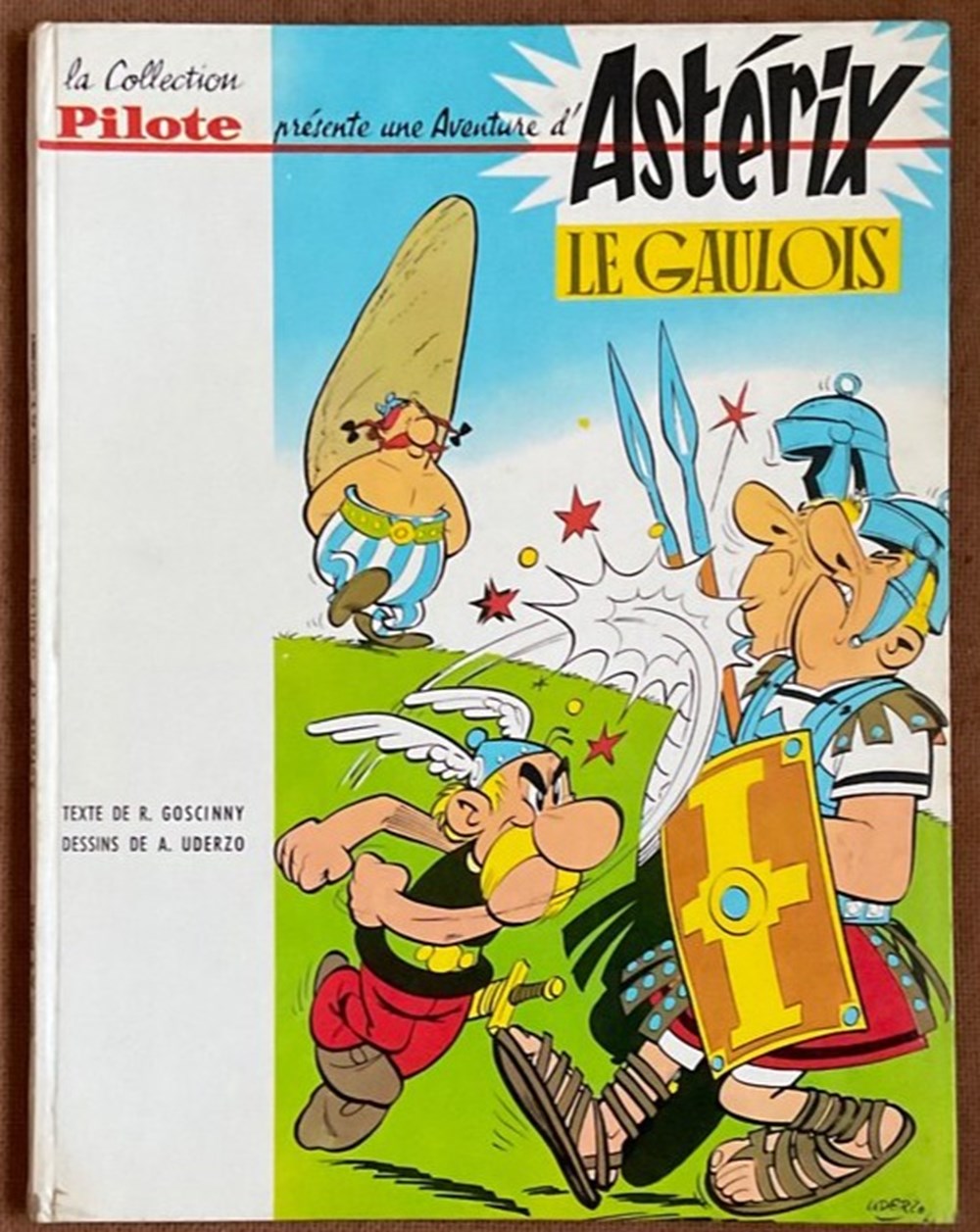 *** BD - Astérix *** Astérix est une série de Bande Dessinée française créée le 29 octobre 1959 par le scénariste René Goscinny et le dessinateur Albert Uderzo dans le n° 1 du journal français...