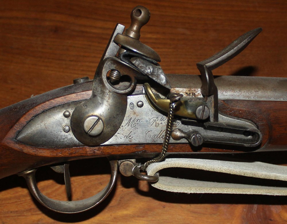 Armes anciennes Tout ce qui fait du bruit et de la fumée !! Attention port de casque anti bruit et lunettes obligatoire !!!