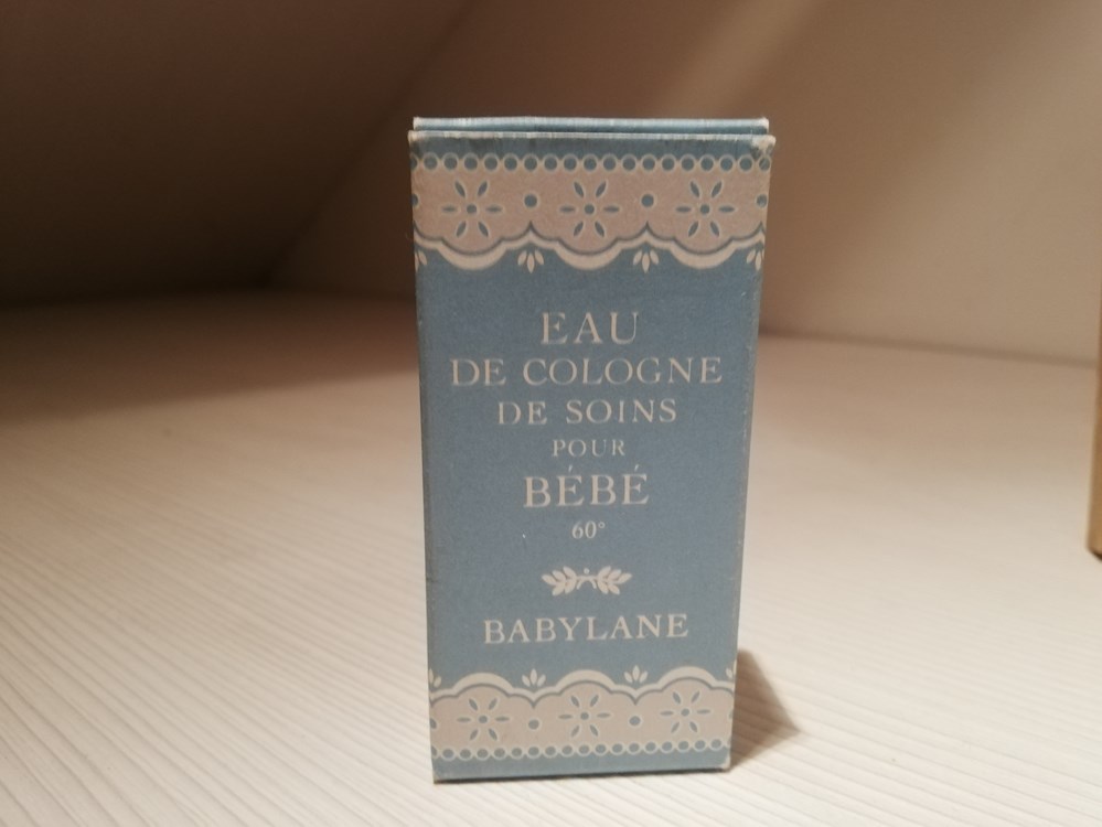 BOITES CHERCHANT MINI POUR ASSOCIATION PARFUMEE