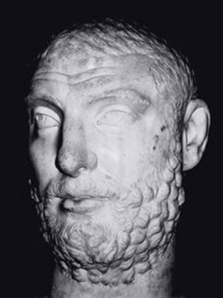  CARIN (10/282-09/285) Marcus Aurelius Carinus Auguste (03/283-09/285) Carin fut &eacute;lev&eacute; &agrave; l'augustat en mars 283. Apr&egrave;s la mort de Carus, il partagea le pouvoir avec son fr&egrave;re Num&eacute;rien. Apr&egrave;s...