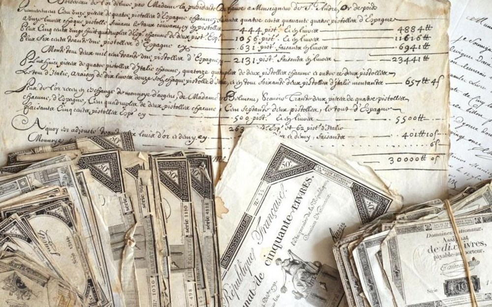  Documents papiers anciens 