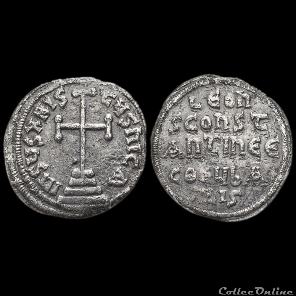  Dynastie isaurienne La dynastie isaurienne r&egrave;gne sur Constantinople et sur l' Empire byzantin de 717 &agrave; 802. Elle est fond&eacute;e par L&eacute;on l'Isaurien , ainsi nomm&eacute; en raison de...