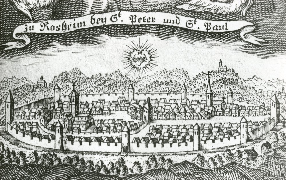  Vestiges des remparts : enceintes int&eacute;rieure et ext&eacute;rieure avec les diff&eacute;rentes tours et portes, des photos actuelles mais &eacute;galement des photos anciennes. L'enceinte int&eacute;rieure : circulaire entre la porte...