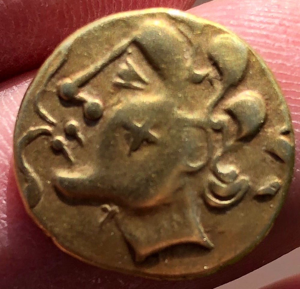  CARNUTES (R&eacute;gion de la Beauce) (IIe - Ier si&egrave;cle avant J.-C.) Les CARNUTES &eacute;taient l'un des peuples les plus importants et les plus puissants de la Gaule ind&eacute;pendante. Leur...