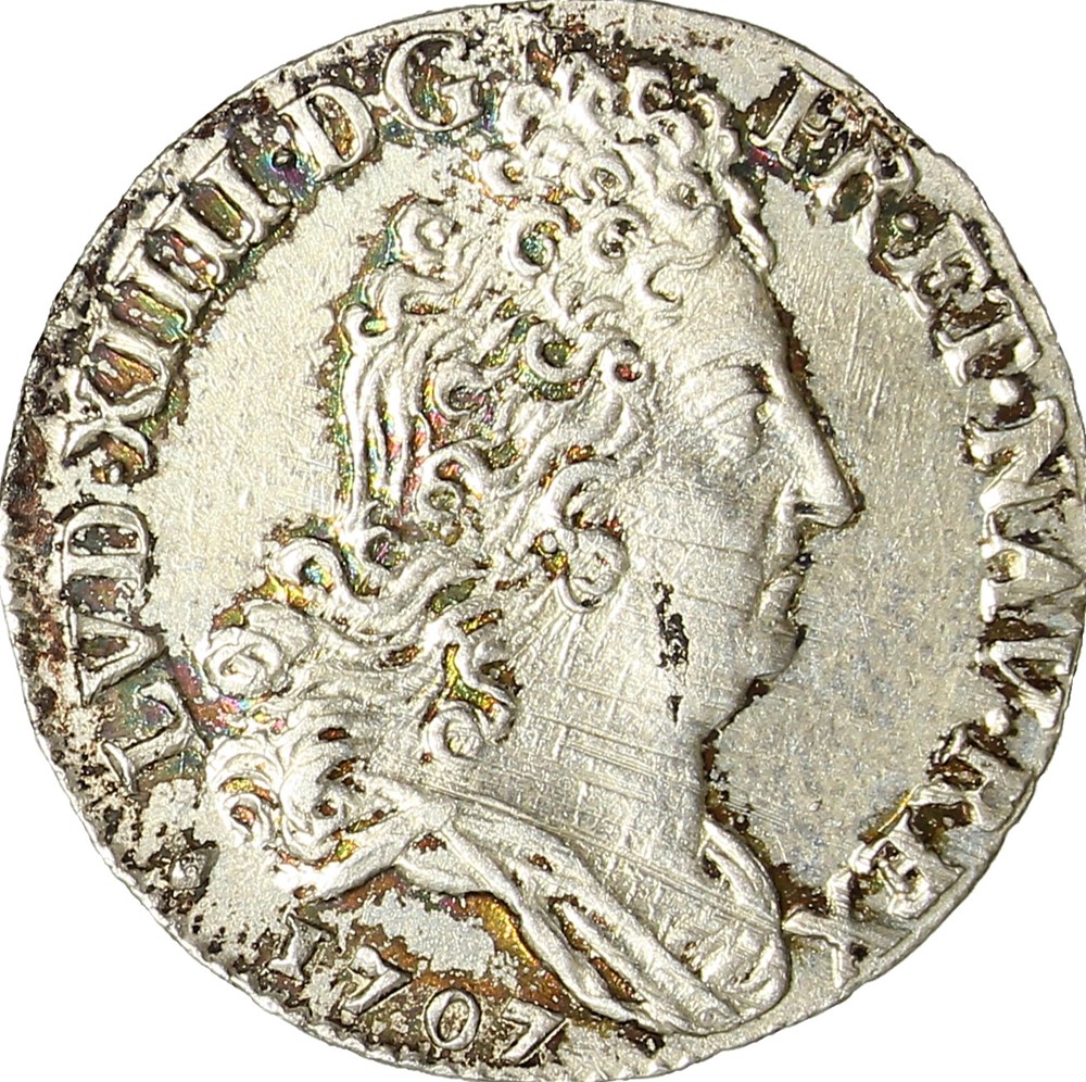 Royales françaises Retrouvez ici mes royales françaises. Louis XIV (1643-1715) 4 sols des traitants : 1677A ( 11/8 ) 10 sols aux insignes : 1707& ( 11/4 ) Louis XV (1715-1774)...
