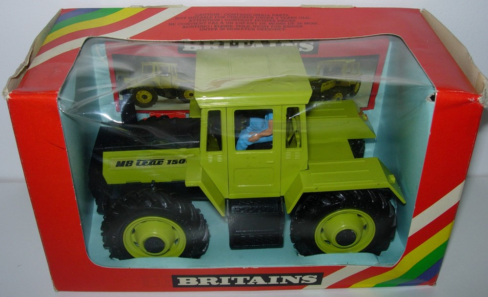 Lot Camion Benne + Camion Toupie BRITAINS 1/32 par BRITAINS BRI40745-46