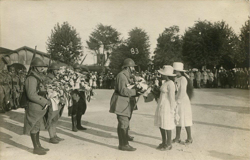 Guerre 14/18 Groupes de militaires en cartes photos de nos anciens