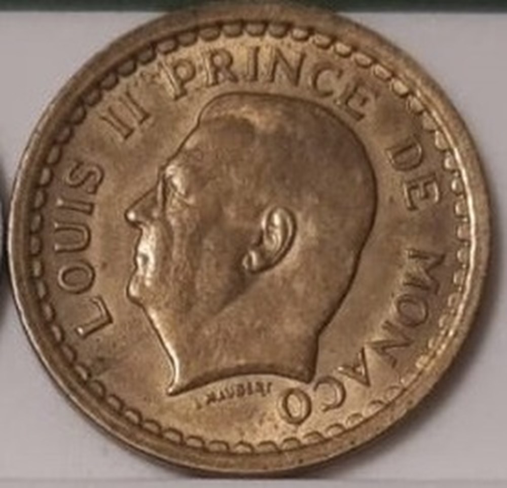 MONEDAS Monedas, principalmente del siglo XIX y XX. Sólo venta.